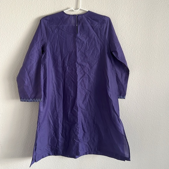 Ethnic outfitters women kurta - Picture 3 of 3